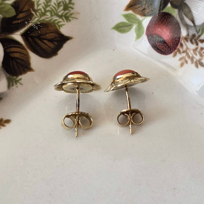 Vintage 14k gouden oorstekers bloedkoraal bloem