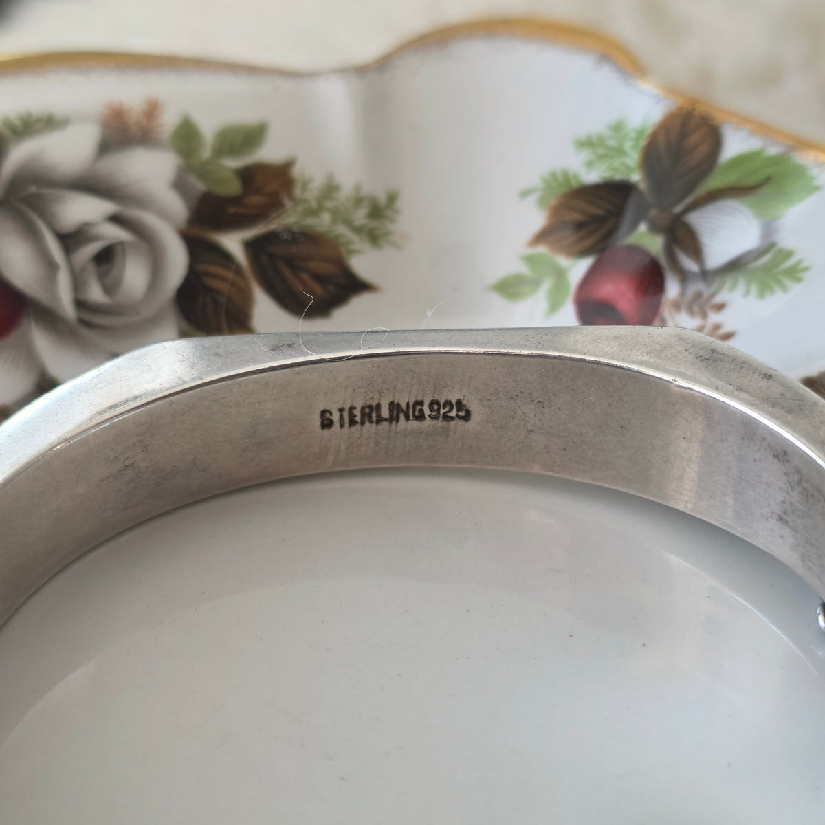 Vintage zilveren bangle gravure
