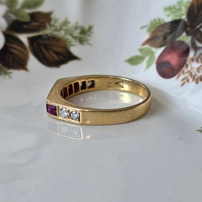 Vintage 18k gouden ring met robijn en diamant