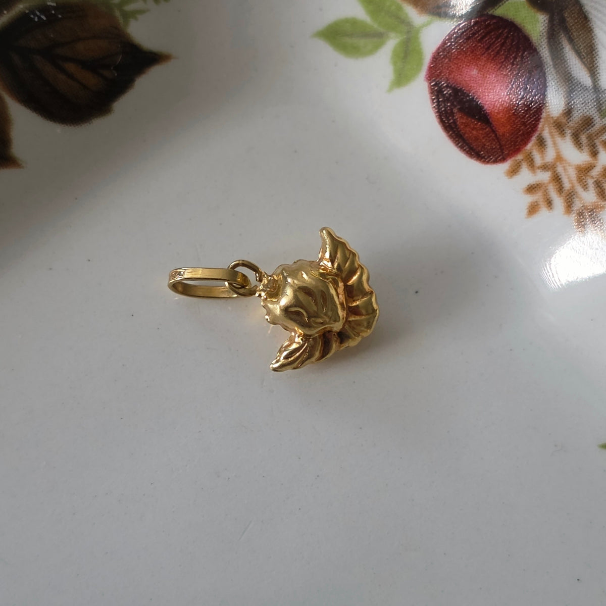 Vintage 18k gouden hanger engeltje