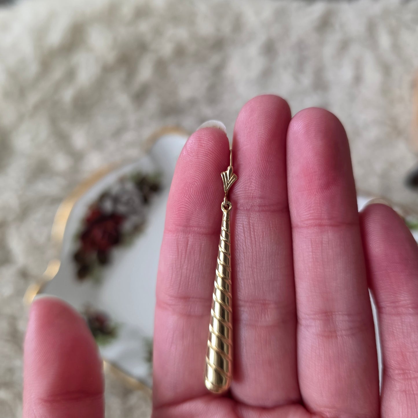 Vintage 14k gouden oorhangers swirl