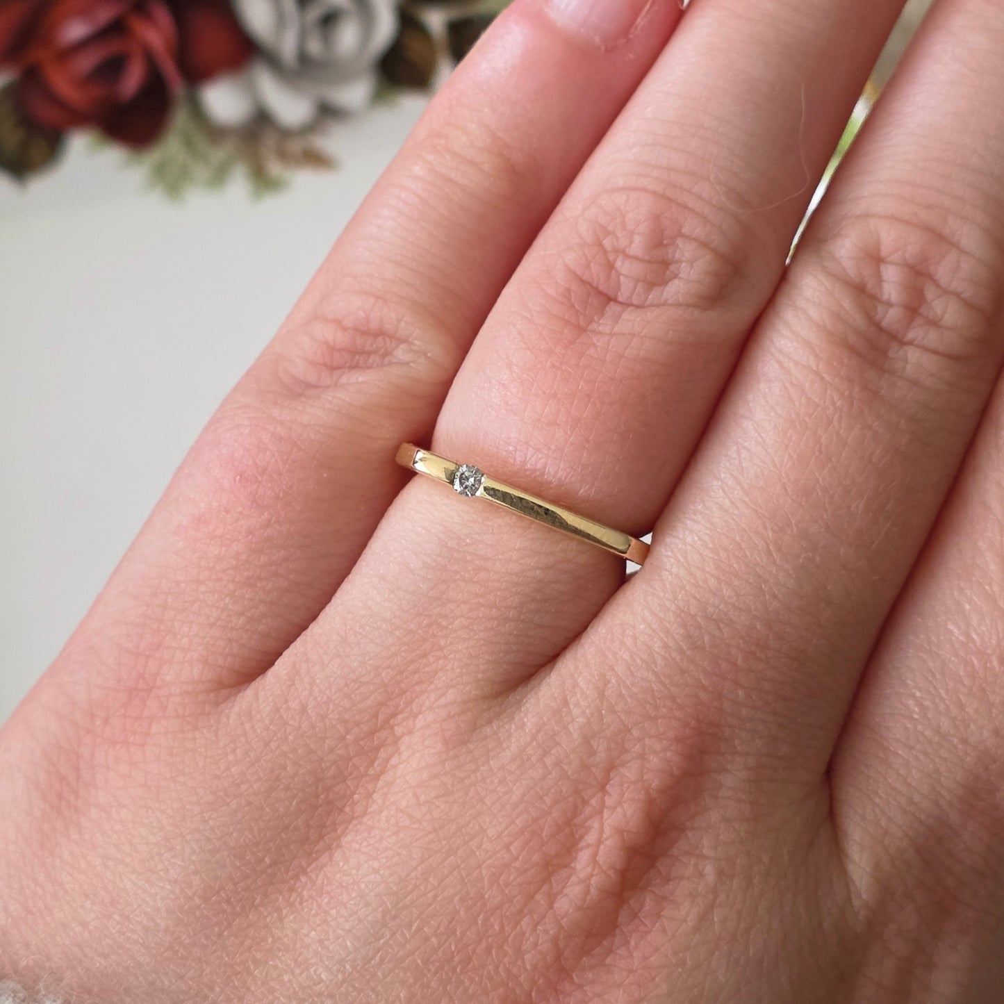 Vintage 14k gouden ring met diamant druppel 0.04ct