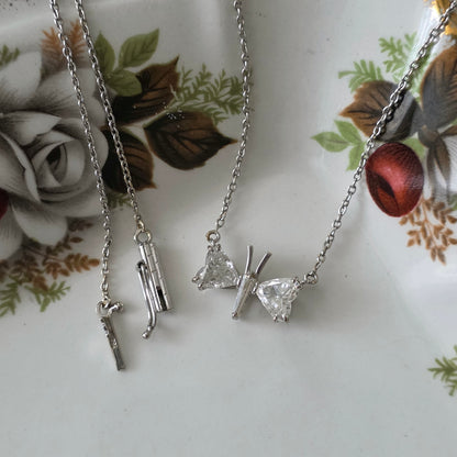 Vintage 18k witgouden ketting met diamanten vlinder ca. 1ct