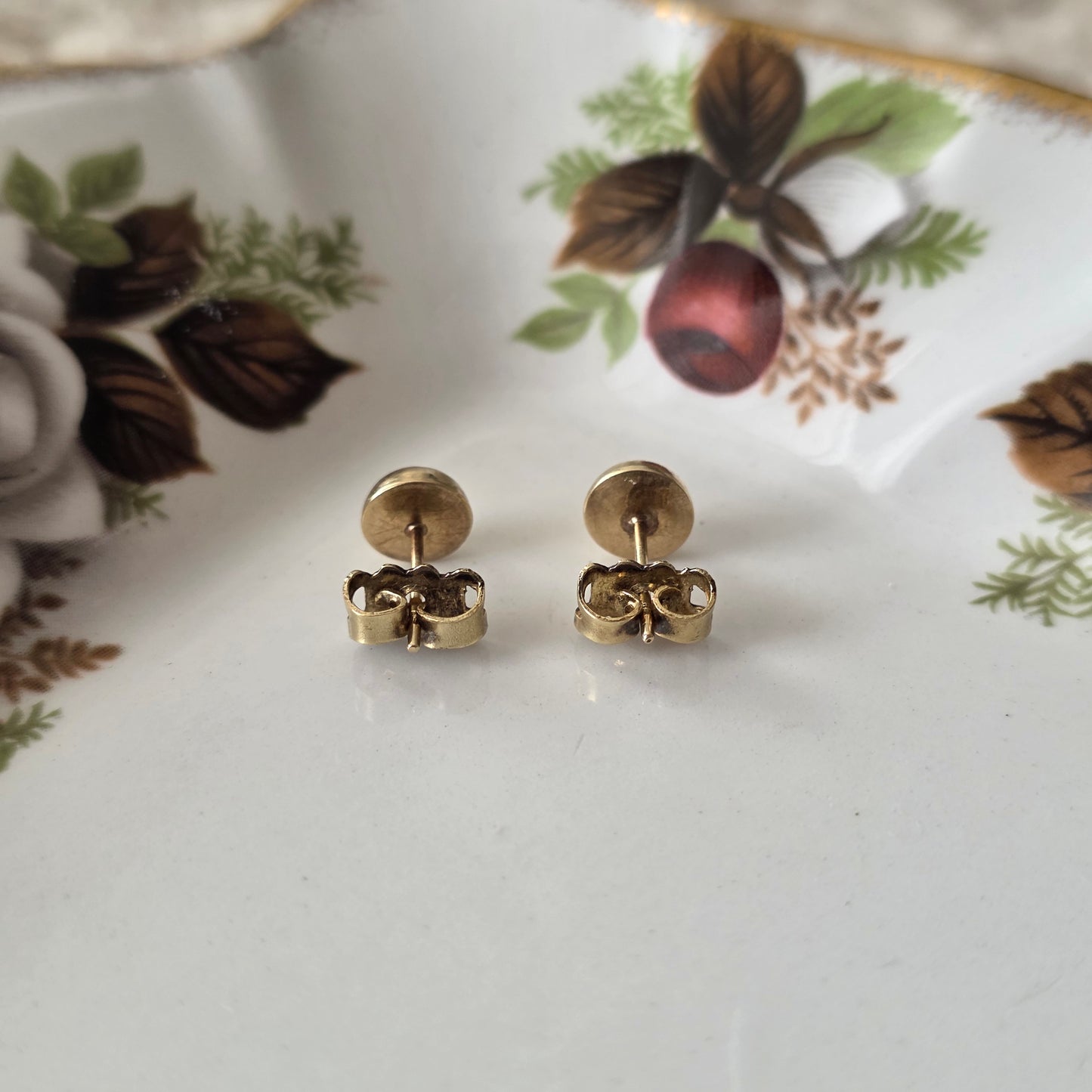 Vintage 14k gouden oorstekers dot