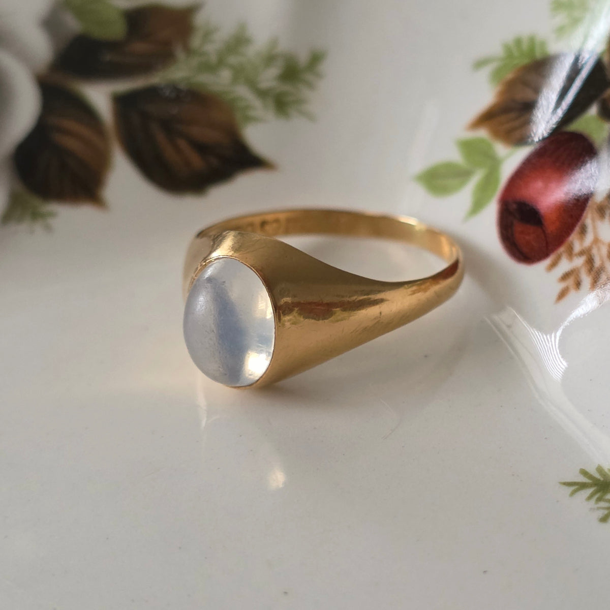 Vintage 18k gouden ring met maansteen