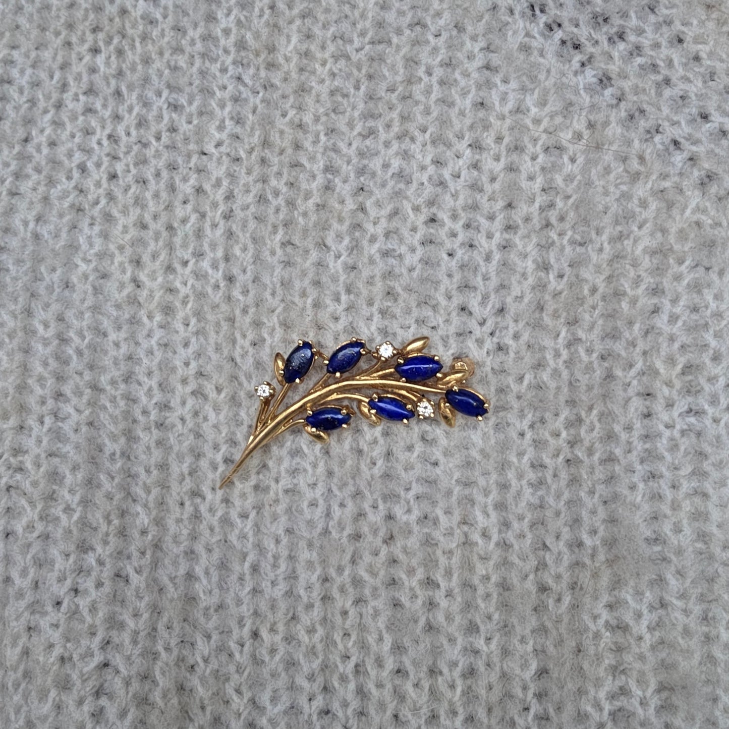 Vintage 14k gouden broche met diamant en lapis lazuli