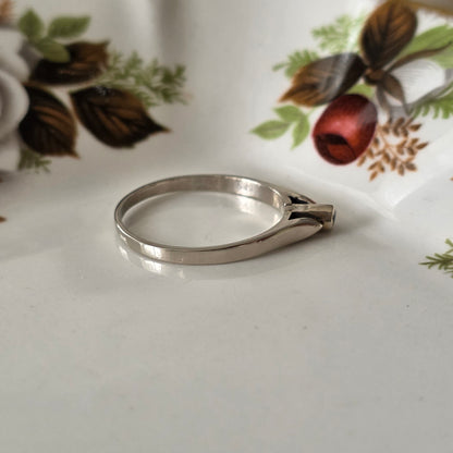 Vintage 14k witgouden verlovingsring met solitair diamant 0,06ct