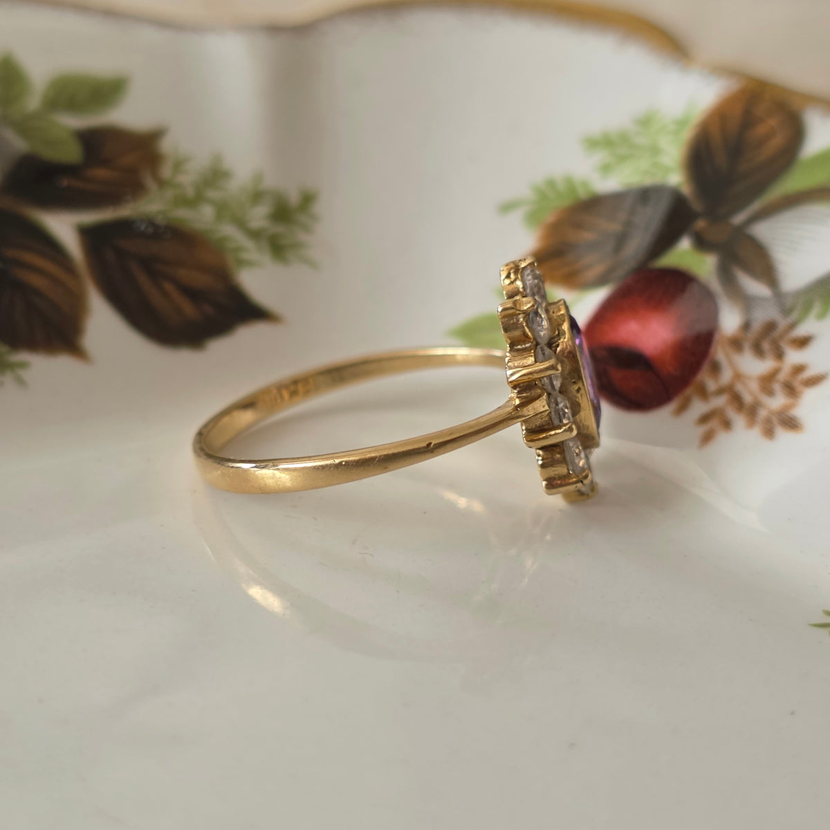 Vintage 14k gold ring with amethyst and white quartz