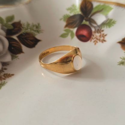 Vintage 18k ring met maansteen