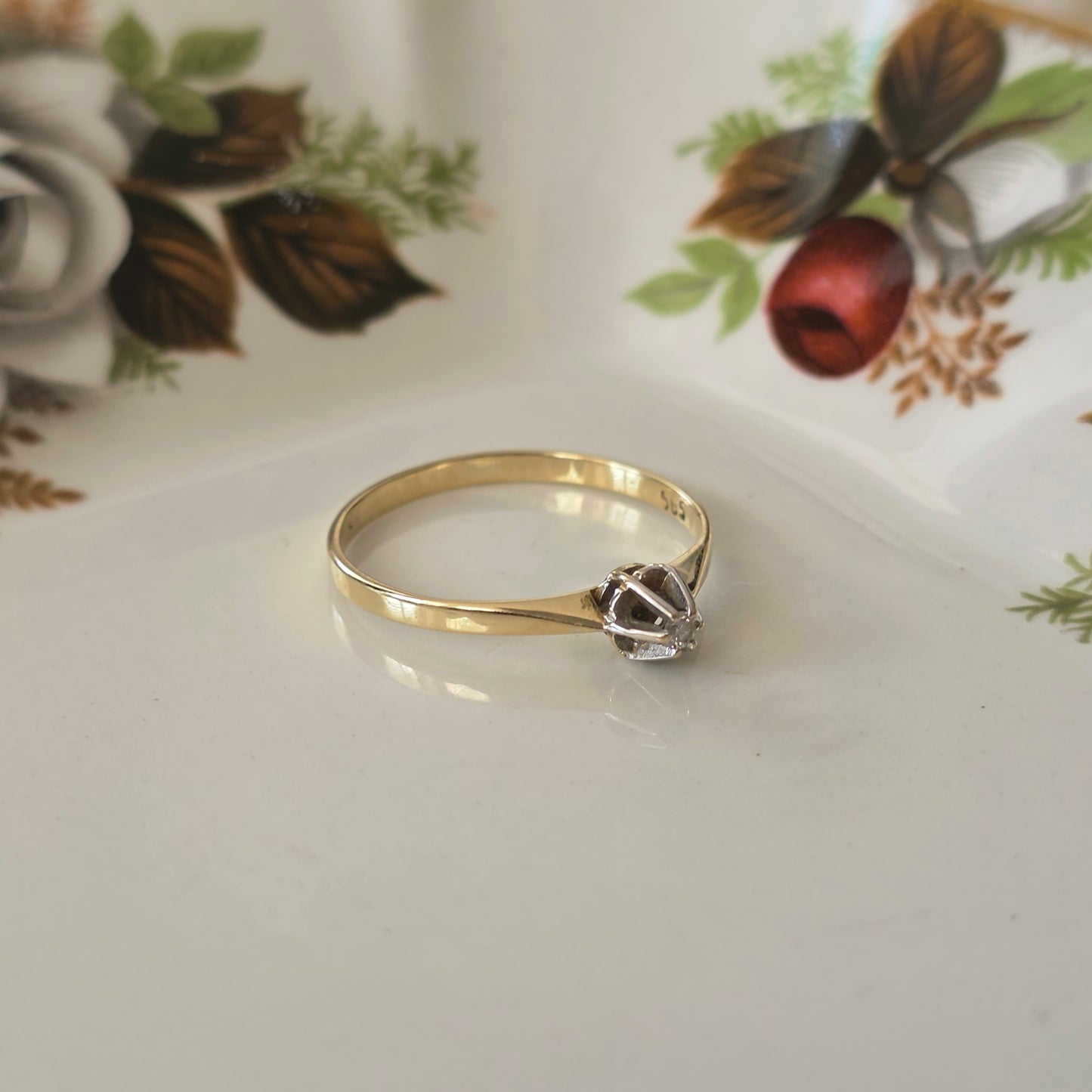 Vintage 14k gouden solitair verlovingsring diamant 0.02ct