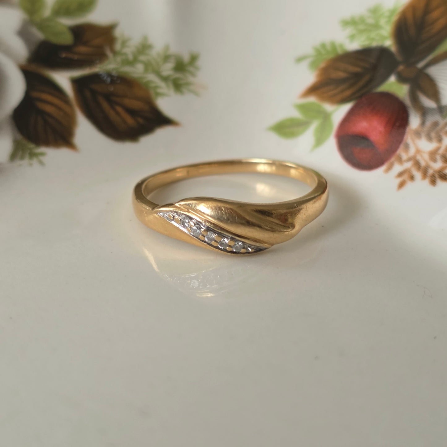 Vintage 14k gouden ring met diamantjes