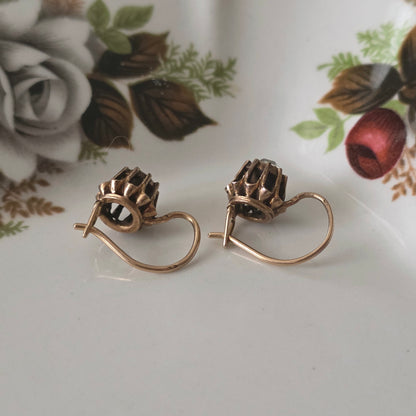 Antique 14k rose gold earrings with rose diamond