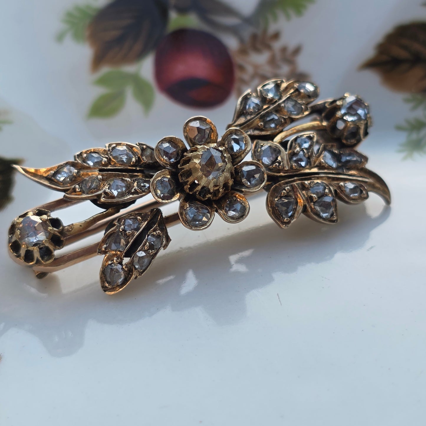 Antieke 14k gouden roosdiamant broche bloemtak en tremblant