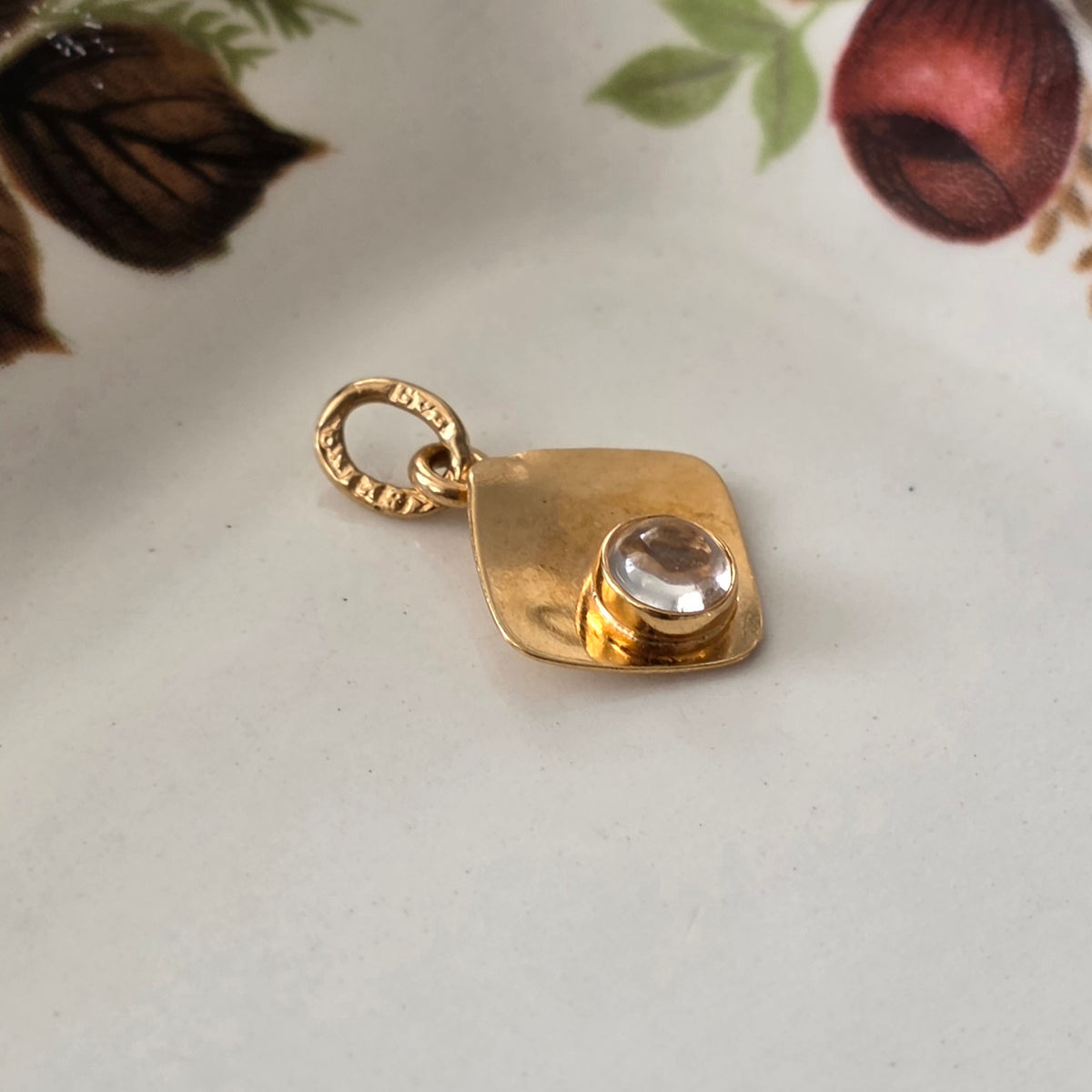 Vintage 18k gouden hanger met kwarts cabochon