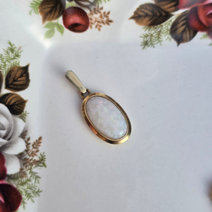 Vintage 14k gouden hanger opaal