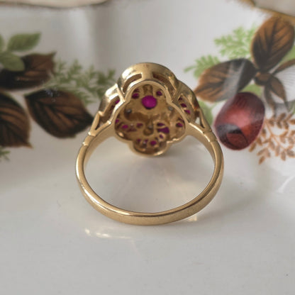 Vintage 14k gold ring with diamonds and ruby