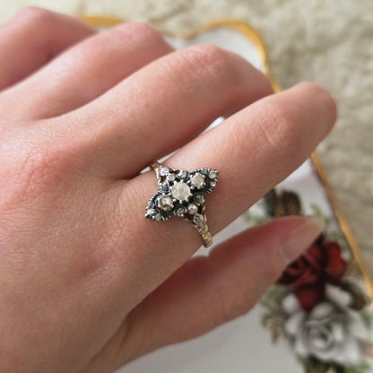 Antieke 14k gouden en zilver ring roosdiamant navette
