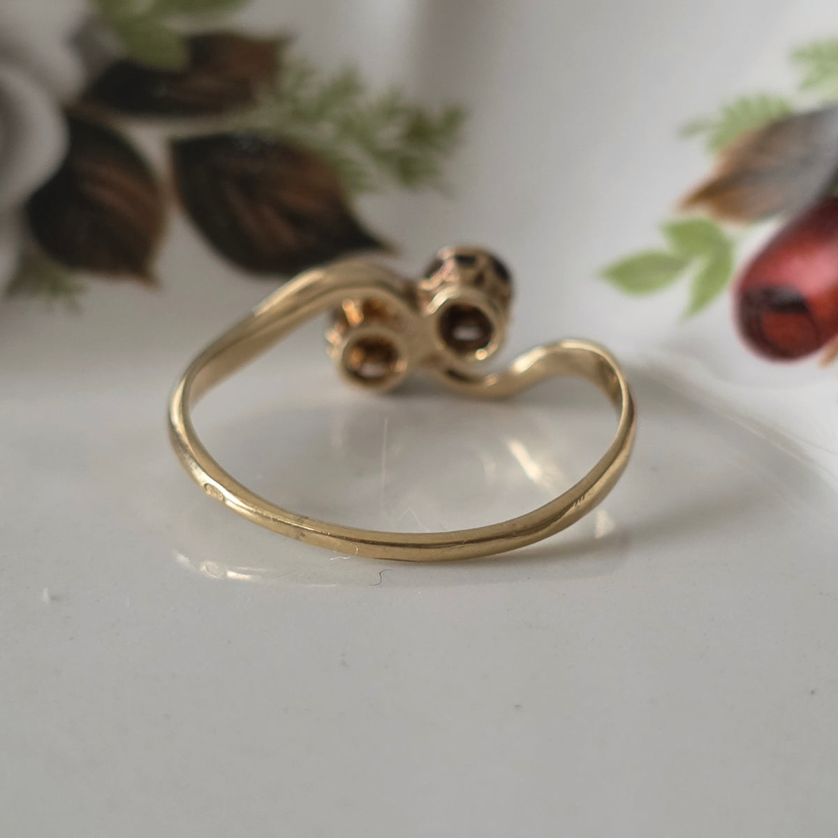 Antieke 14k gouden ring met roosdiamanten