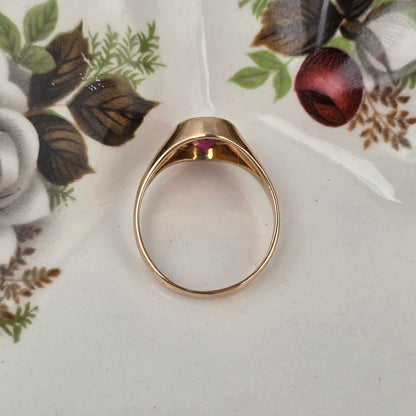 Vintage 18k gouden zegelring robijn