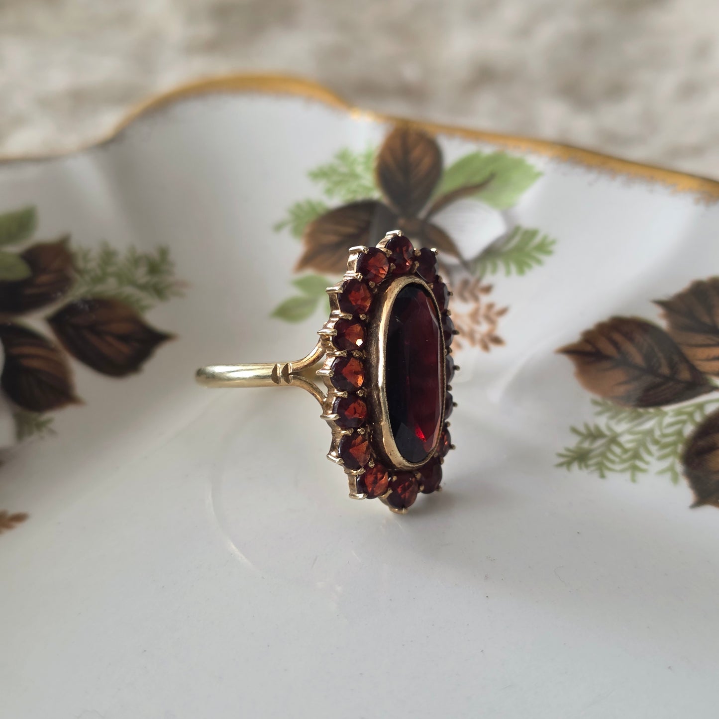 Vintage 14k gouden ring granaat entourage