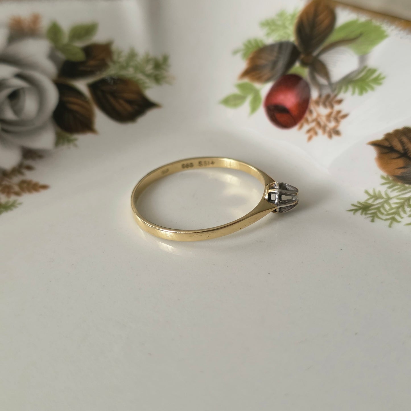 Vintage 14k gouden solitair verlovingsring diamant 0.02ct