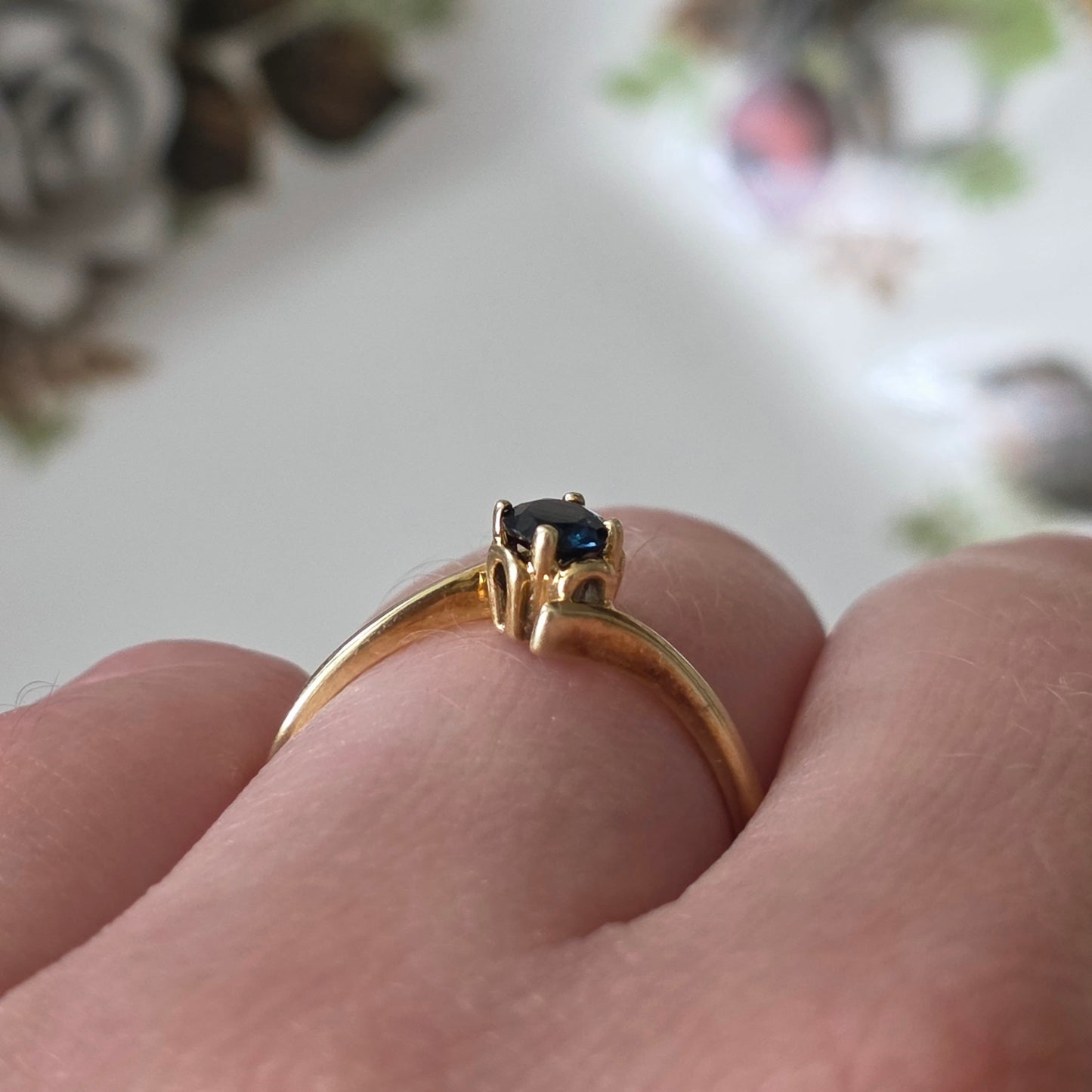 Vintage 14k gouden ring solitair saffier