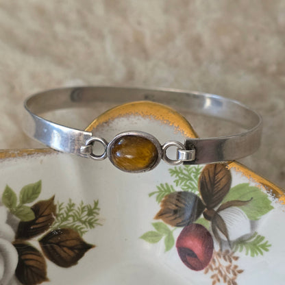 Vintage zilveren bangle tijgeroog
