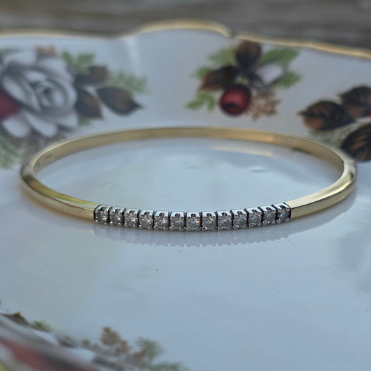 Vintage 14k gouden bangle armband met 13 diamanten