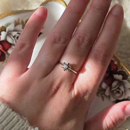 Vintage 14k witgouden ring ster met diamant 0.05ct