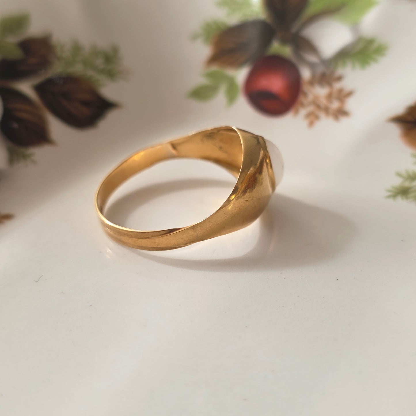 Vintage 18k ring met maansteen