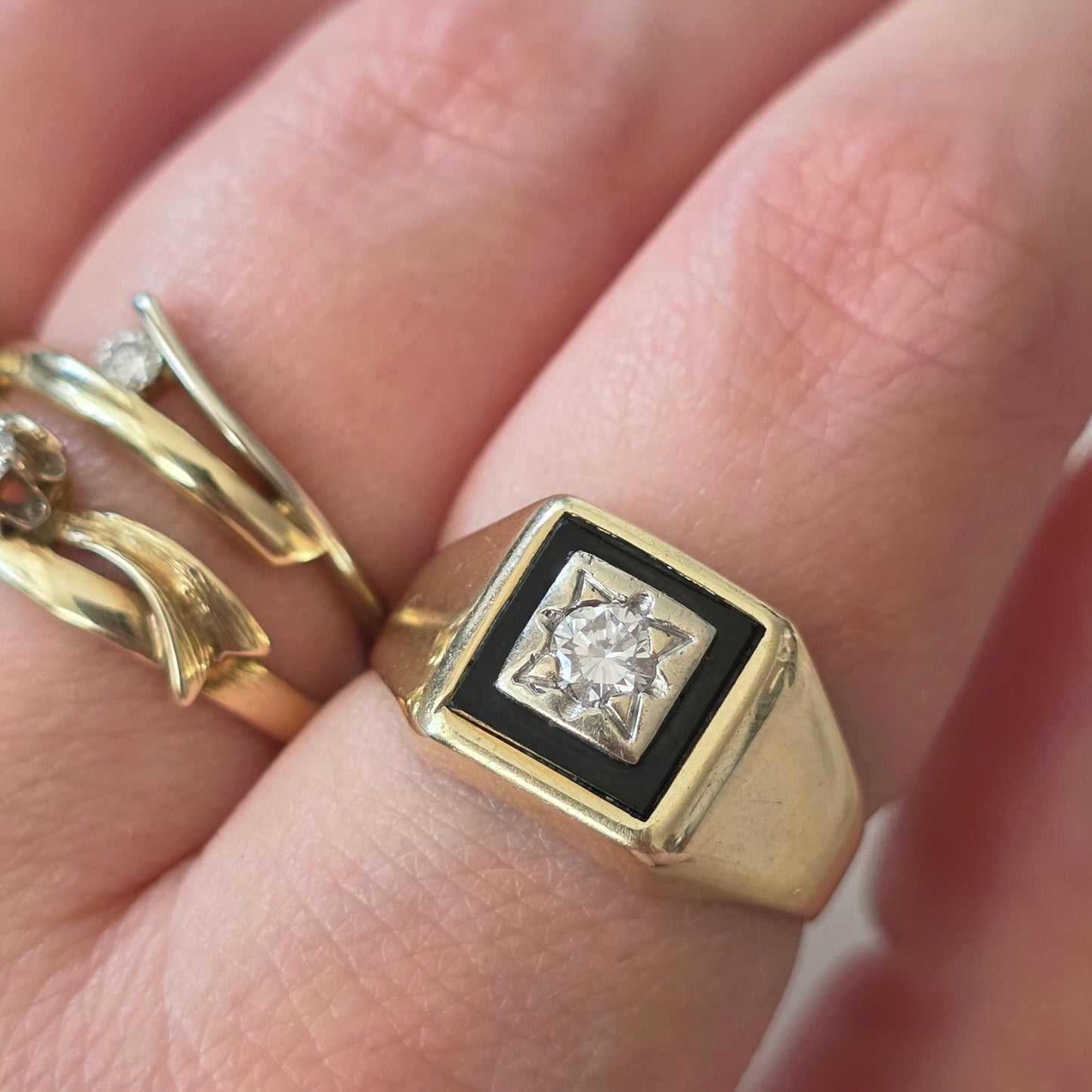 Vintage 14k gouden zegelring met onyx en diamant