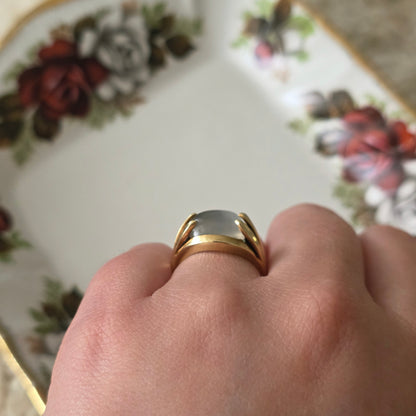 Vintage 14k gouden ring met maansteen cabochon
