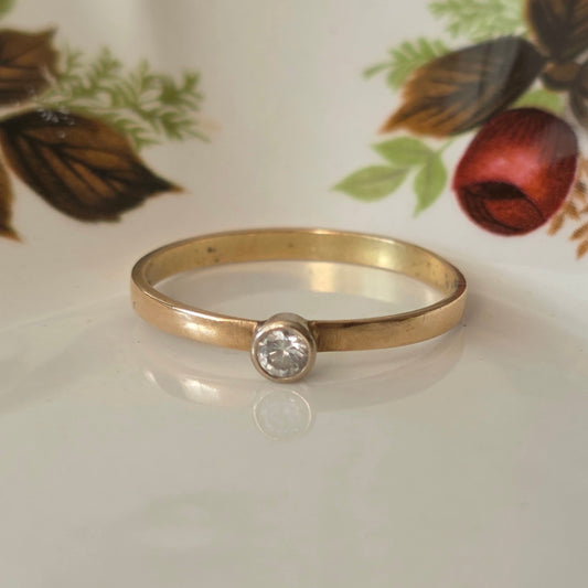 Vintage 14k gouden ring met diamant 0.05ct