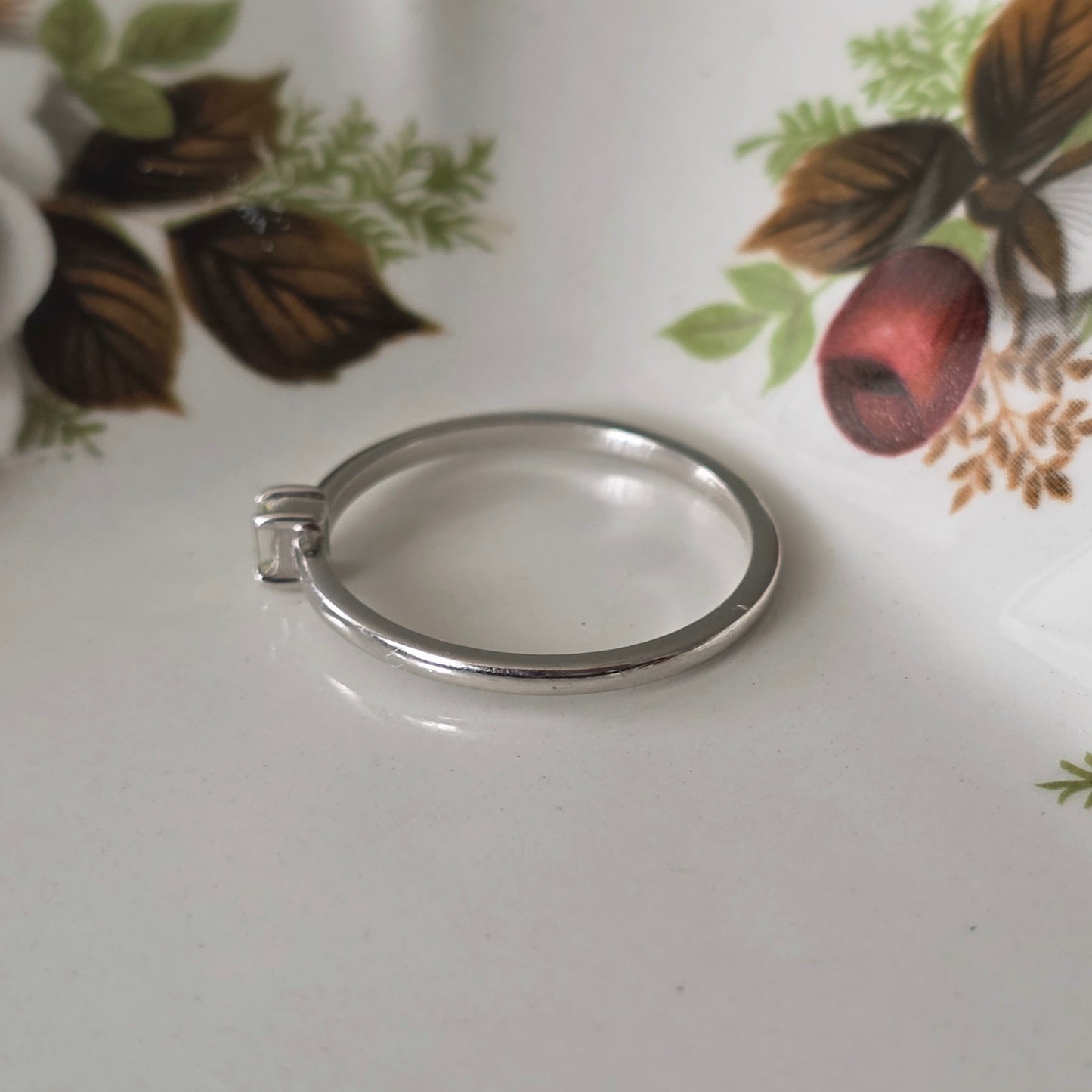Vintage 14k witgouden ring met diamant baguette