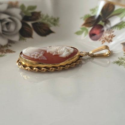 Vintage 14k gold cameo pendant