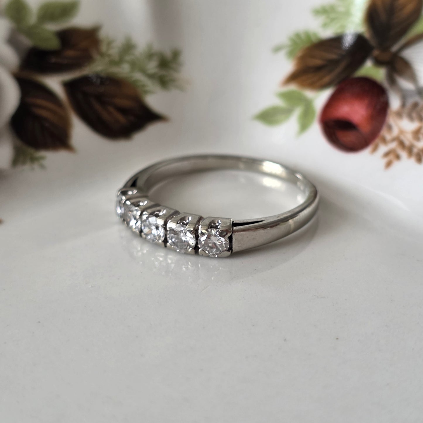 Vintage 14k witgouden ring met 5 diamanten 0.5ct