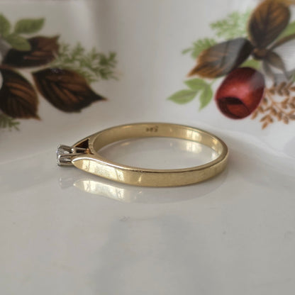 Vintage 14k gouden ring met diamant 0.08ct