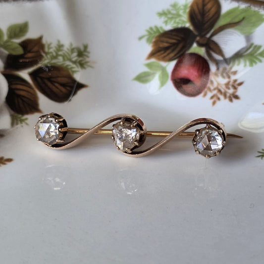 Antieke 14k gouden roosdiamant broche uit 1737
