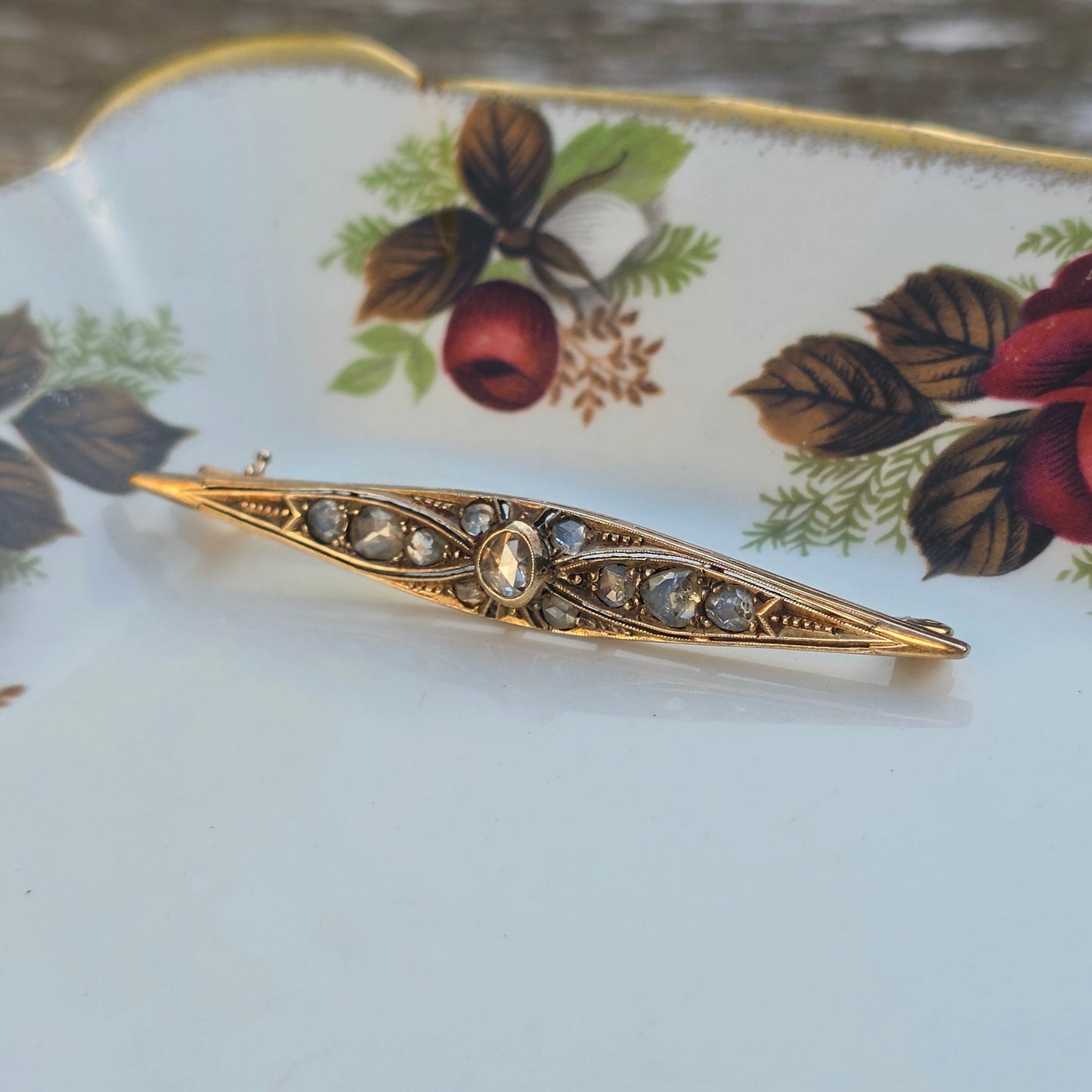 Antieke 14k gouden roosdiamant broche vroege Art Deco