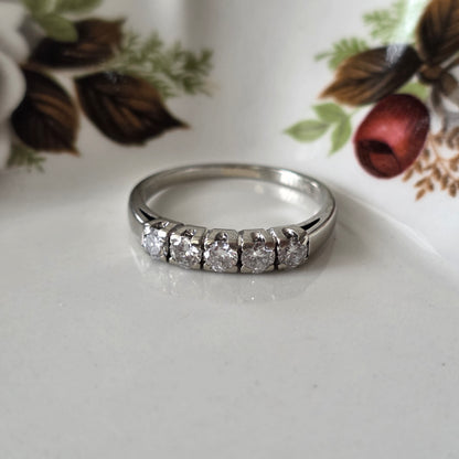 Vintage 14k witgouden ring met 5 diamanten 0.5ct