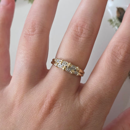 Vintage 14k gold ring with diamonds