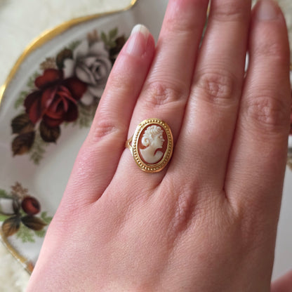 Vintage 18k ring met camee