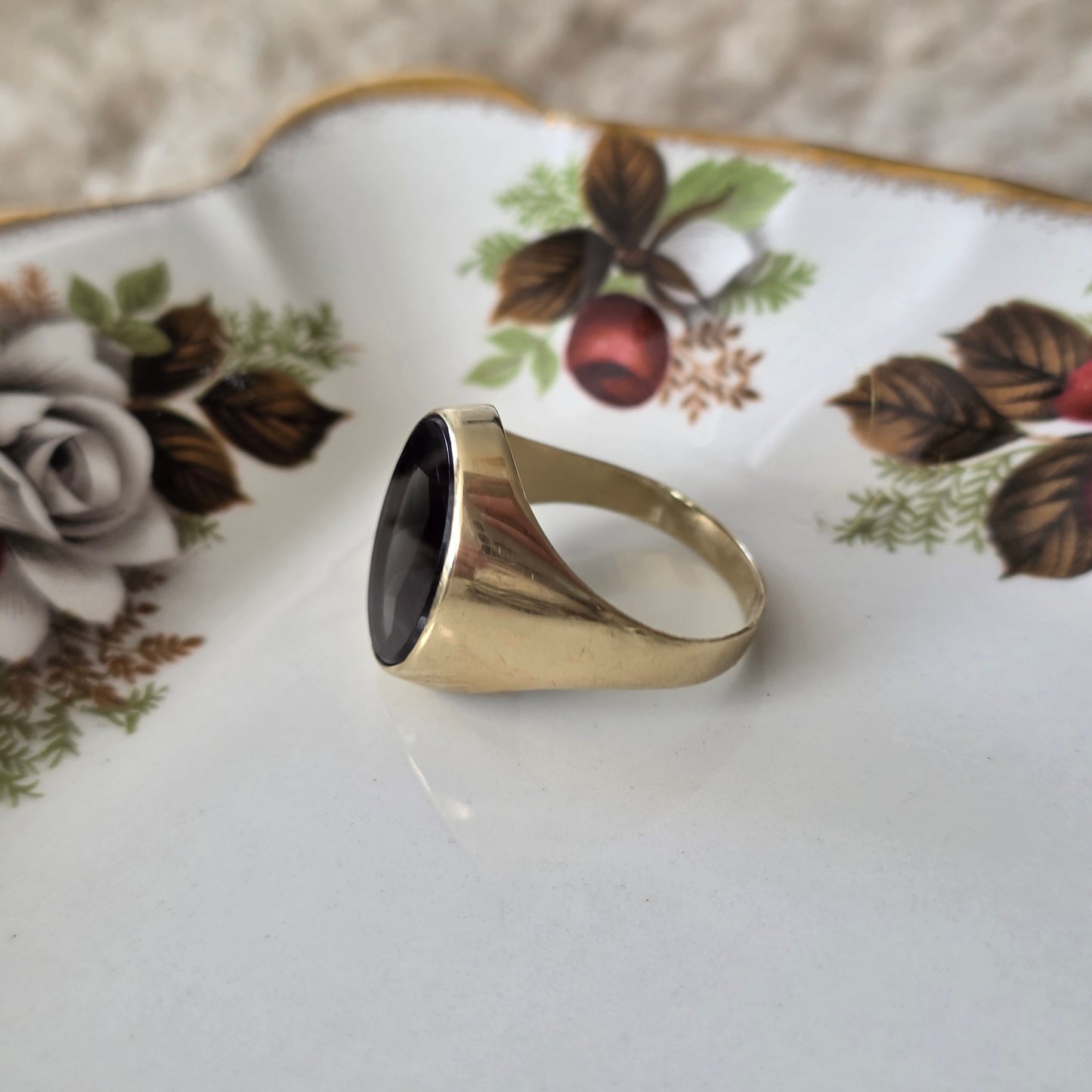 Vintage 8k zegelring met groene toermalijn