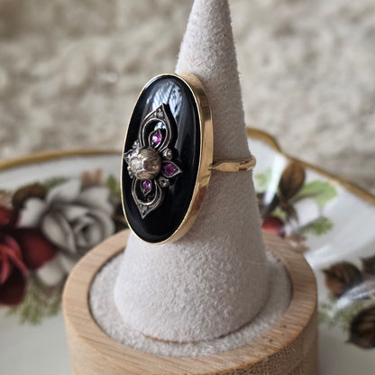 Antieke 14k gouden ring met onyx, robijnen en roosdiamant