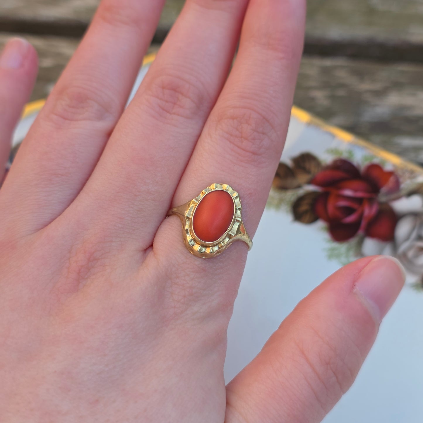 Vintage 14k gouden ring bloedkoraal