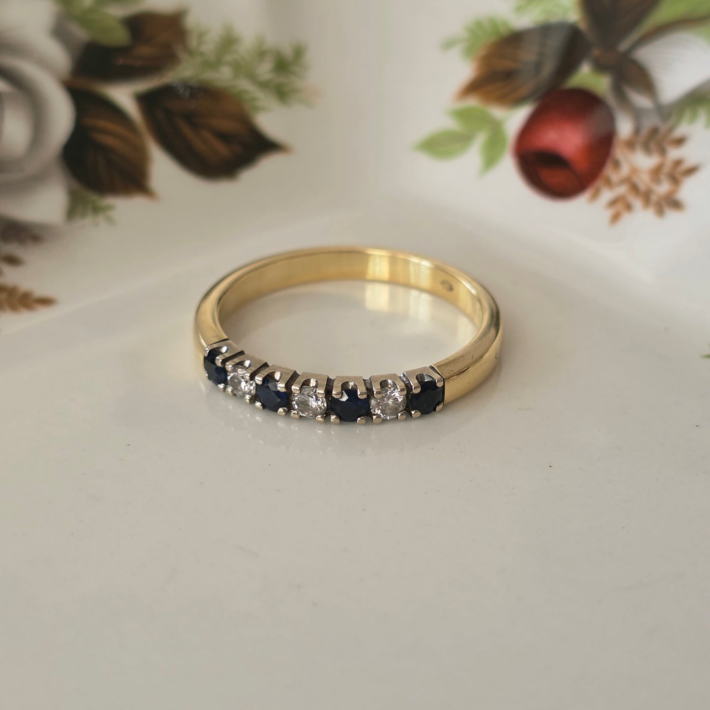 Vintage 14k gouden ring met saffier en diamant 0.12ct