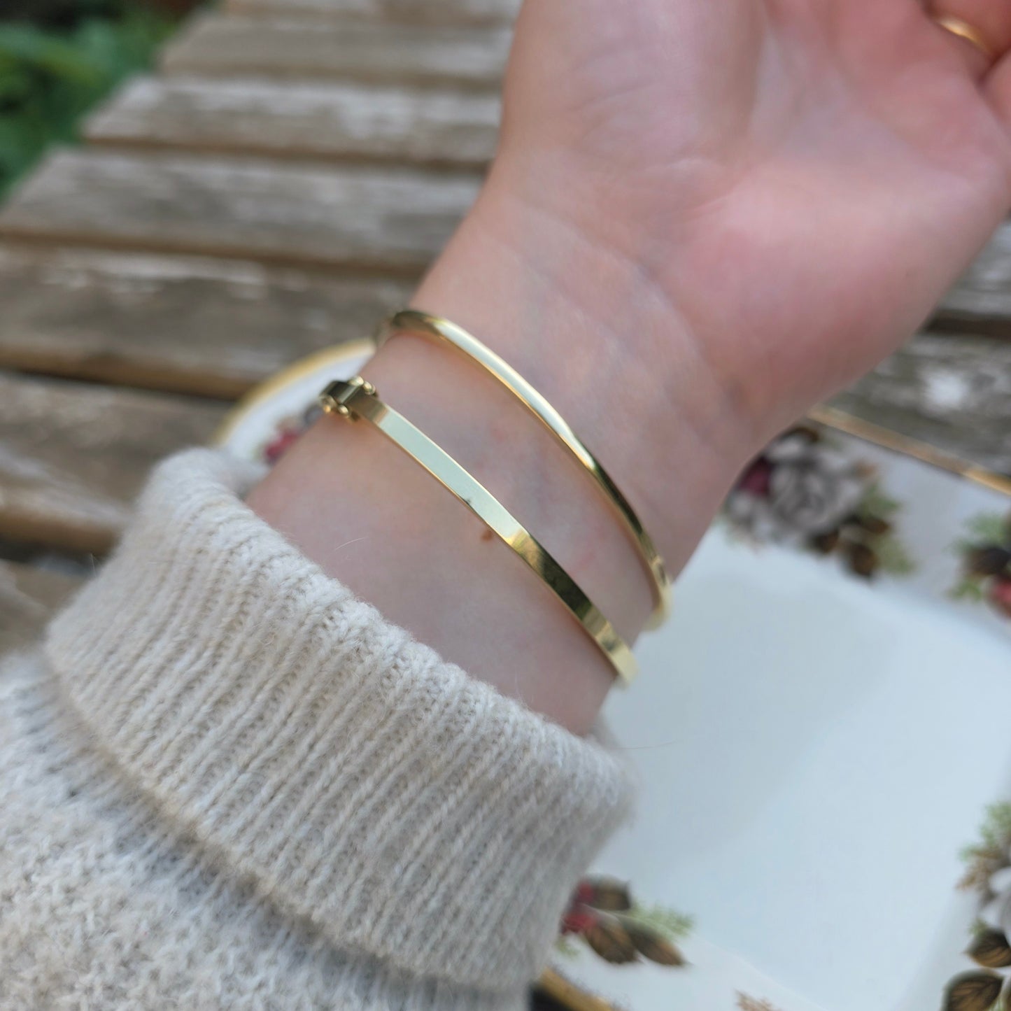 Vintage 14k gouden bangle armband met 5 diamanten