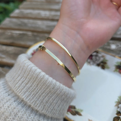 Vintage 14k gouden bangle armband met 5 diamanten
