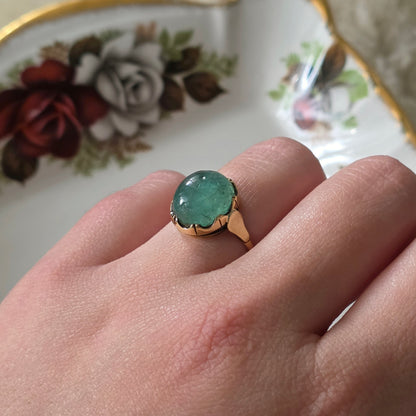 Vintage 14k gouden ring met groene beryl cabochon