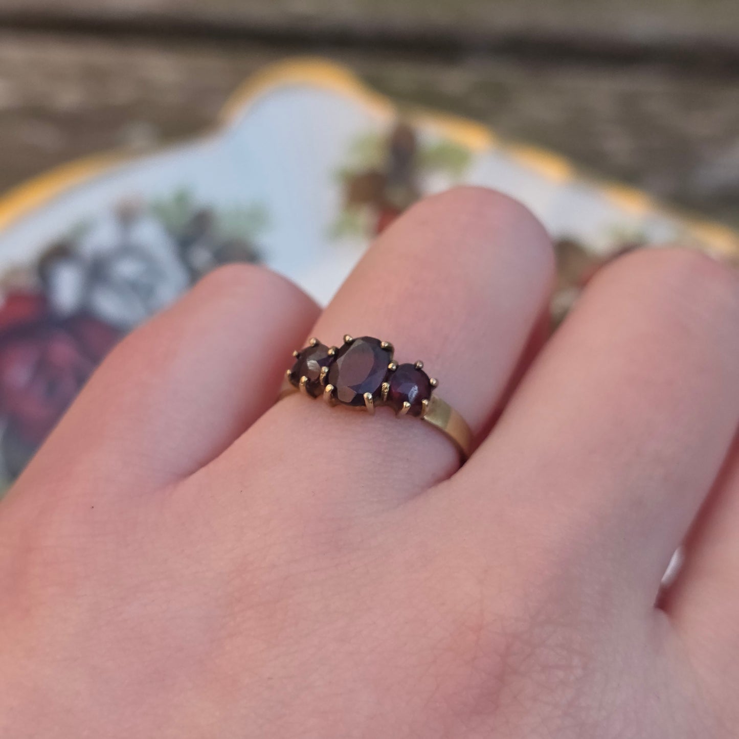 Vintage 8k ring triple granaat